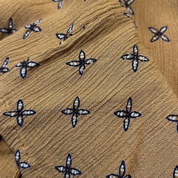 Button up mustard yellow dress - Picture 4 of 4